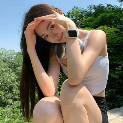 蓝天花朵